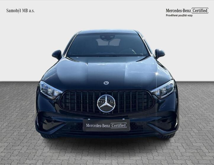 Mercedes-Benz GLC 8