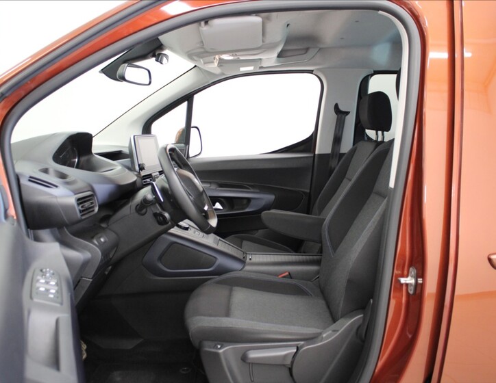 Peugeot Rifter 6