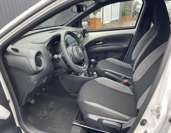 Toyota Aygo 8