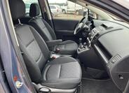 Mazda 5 11