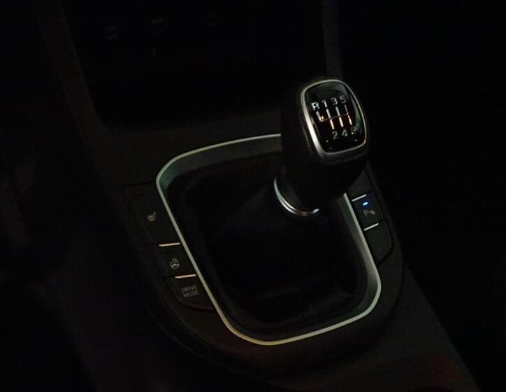 Hyundai i30 16