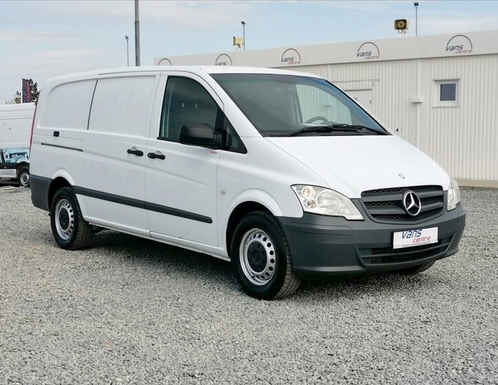 Mercedes-Benz Vito 2