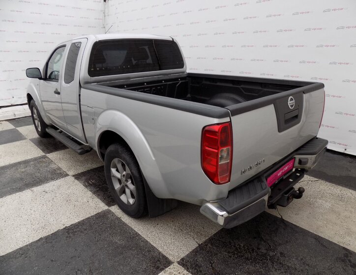 Nissan Navara 3