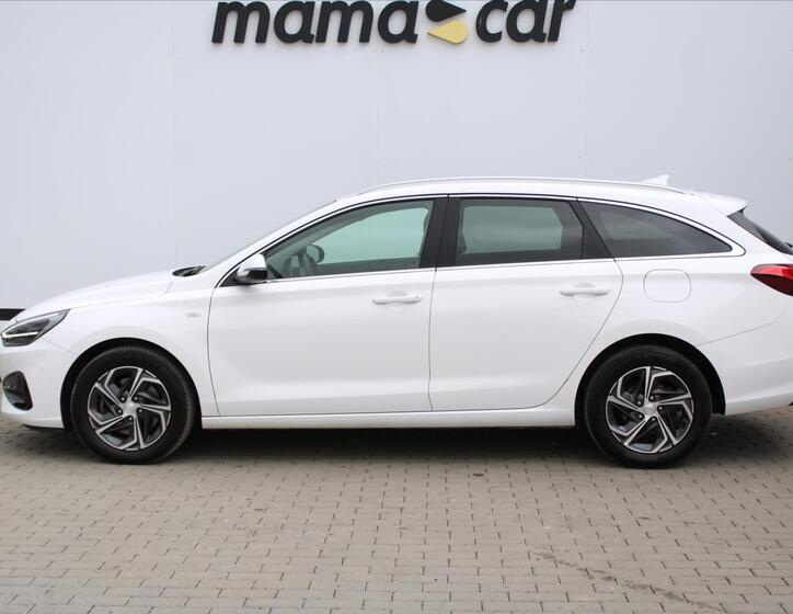 Hyundai i30 4