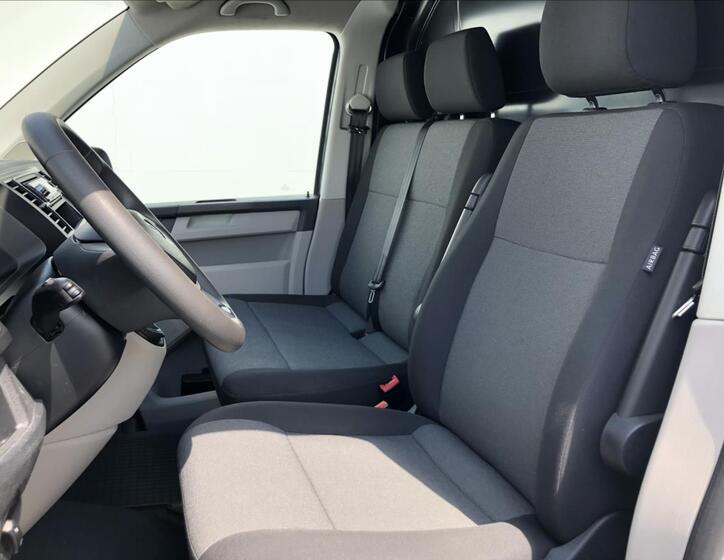 Volkswagen Transporter 19