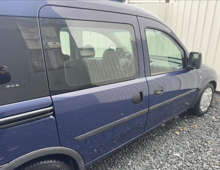 Opel Combo 21