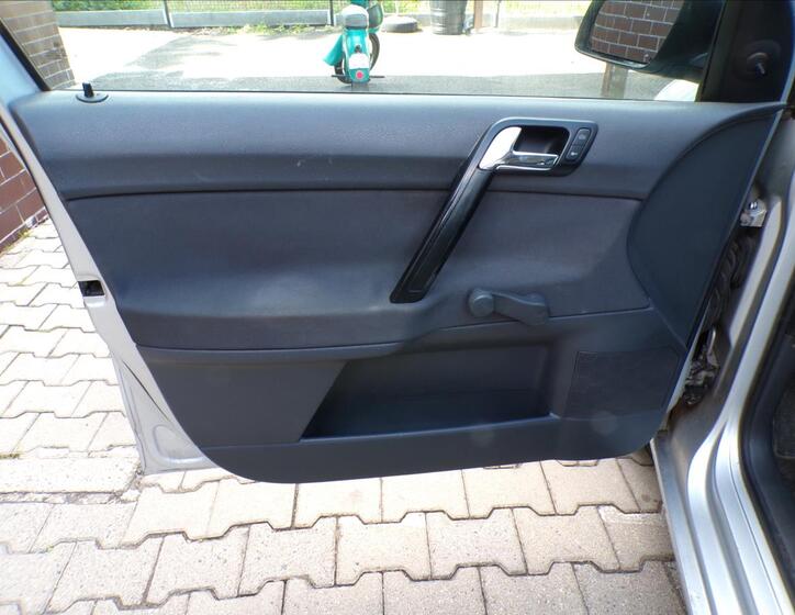 Volkswagen Polo 14