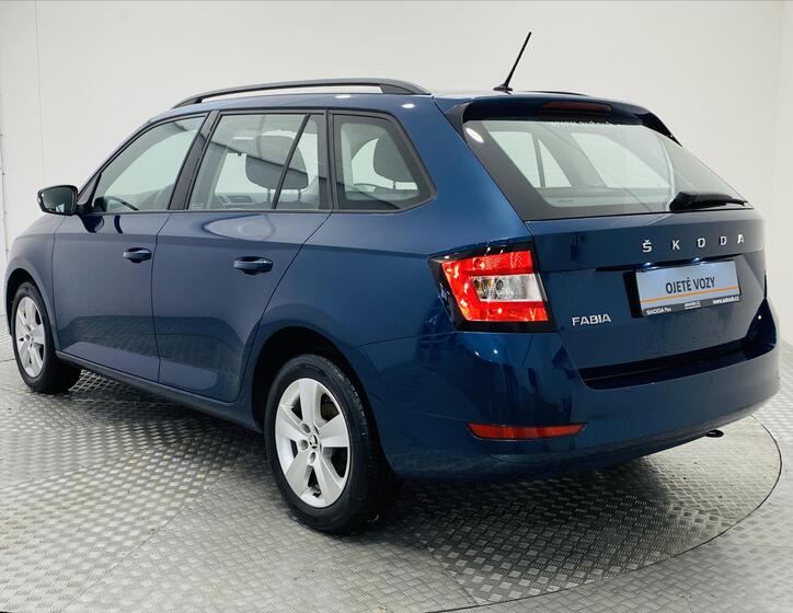 Škoda Fabia 22