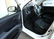 Hyundai i10 13