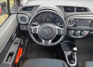 Toyota Yaris 25