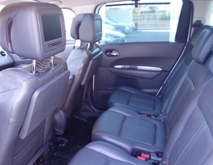 Peugeot 5008 30