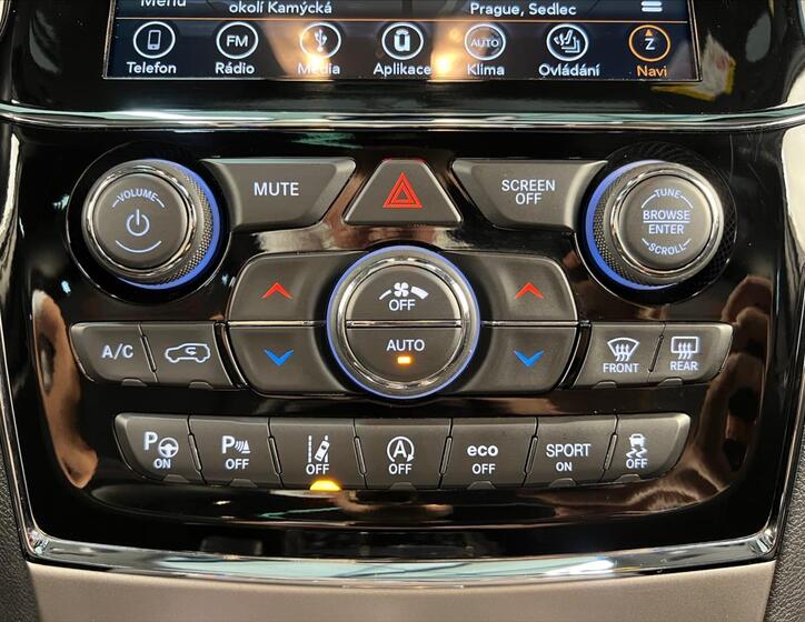 Jeep Grand Cherokee 23