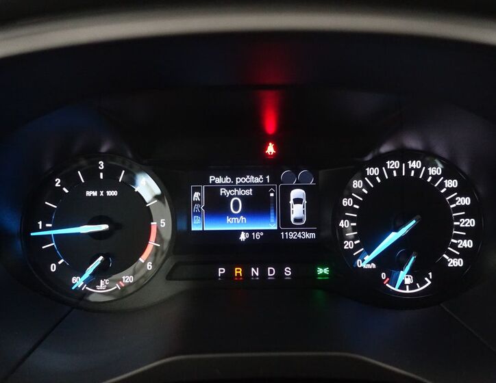 Ford S-MAX 10