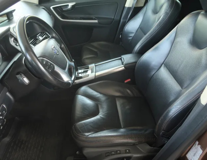 Volvo XC60 6