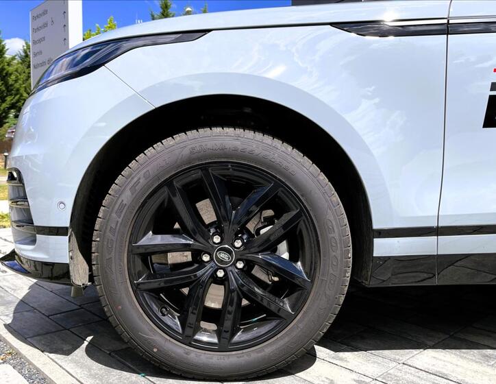 Land Rover Range Rover Velar 3