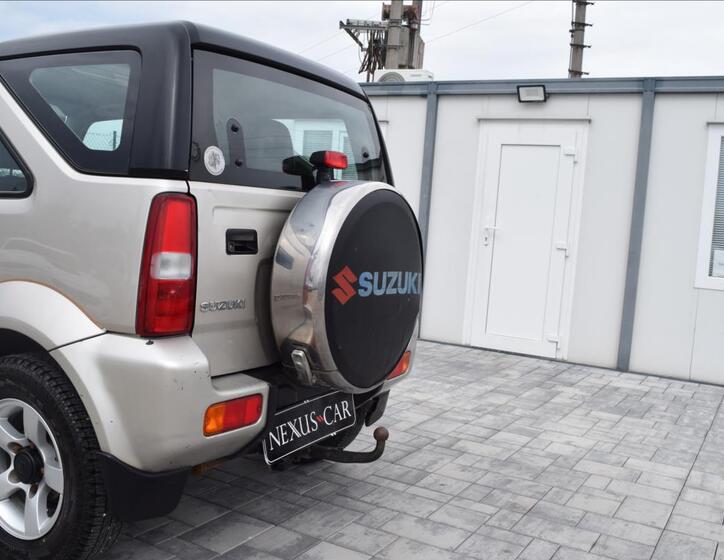 Suzuki Jimny 12