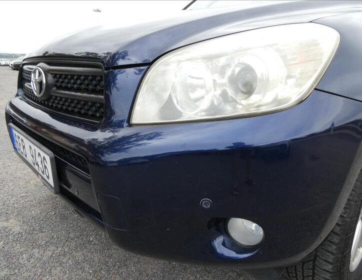 Toyota RAV4 4