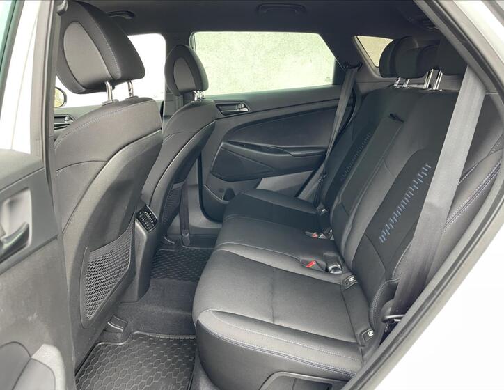 Hyundai Tucson 12