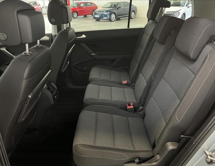 Volkswagen Touran 21