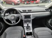Volkswagen Passat 2