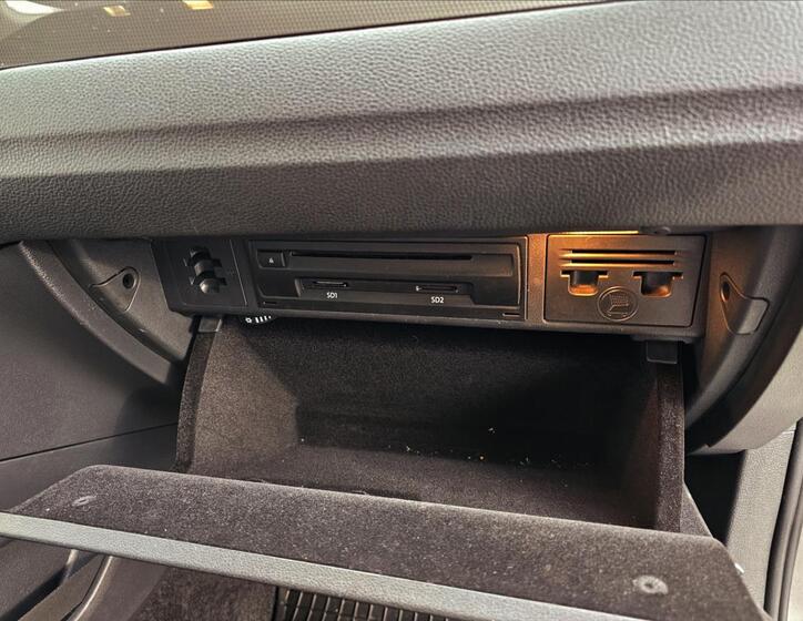 Volkswagen Golf Sportsvan 39