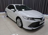 Toyota Camry 3