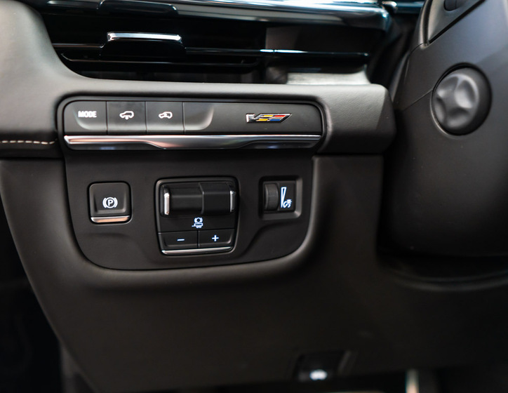 Cadillac Escalade 26