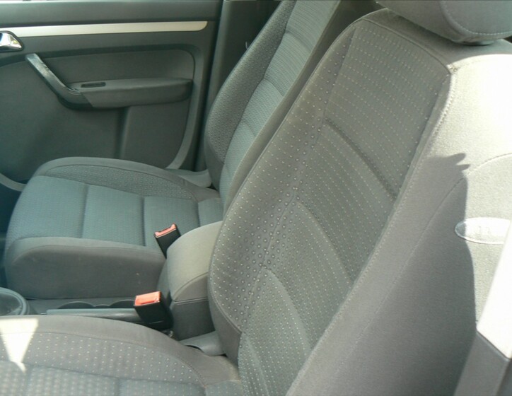 Volkswagen Touran 10