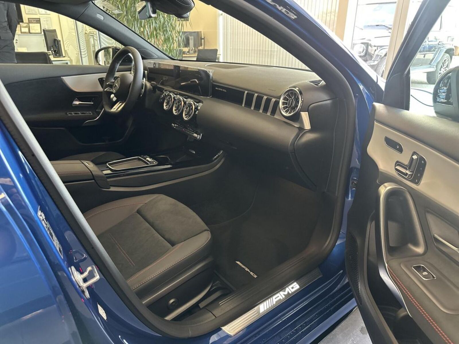 Mercedes-Benz Třídy A 12