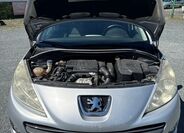 Peugeot 207 25