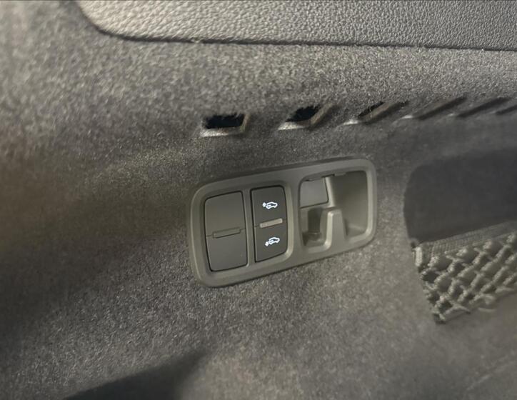Audi Q8 37