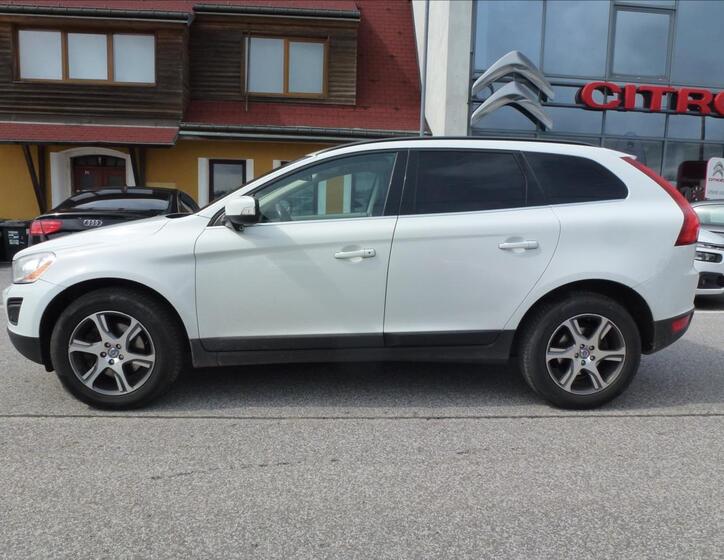 Volvo XC60 12