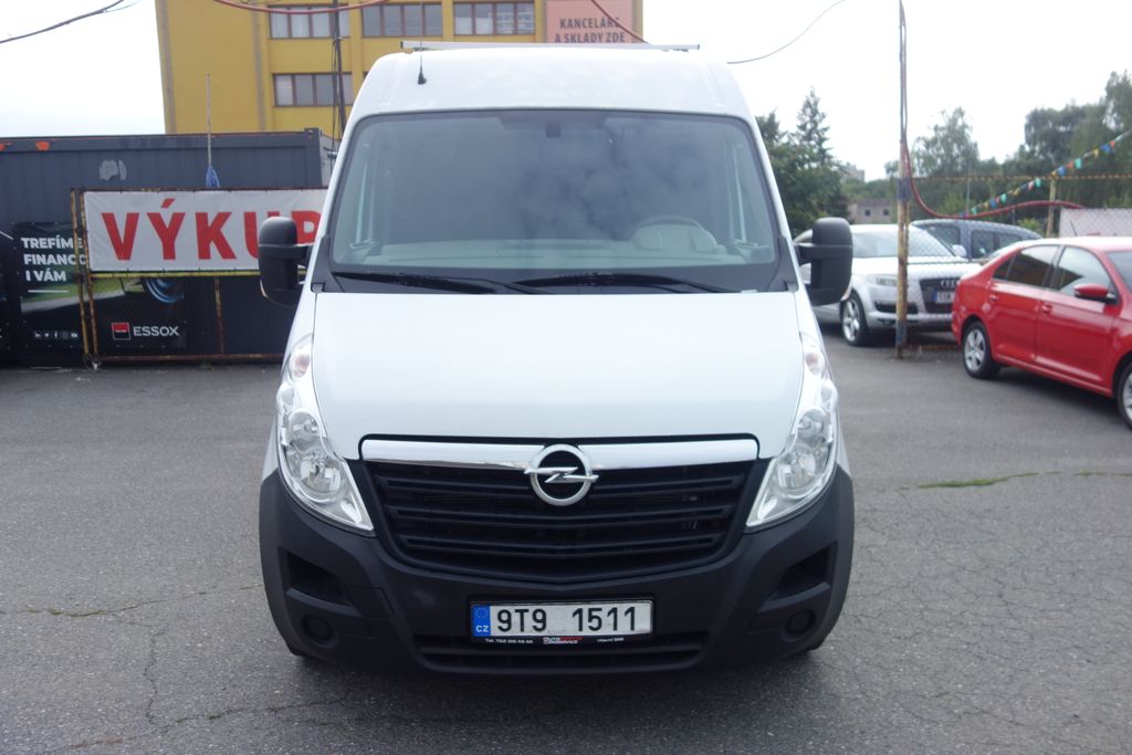 Opel Movano