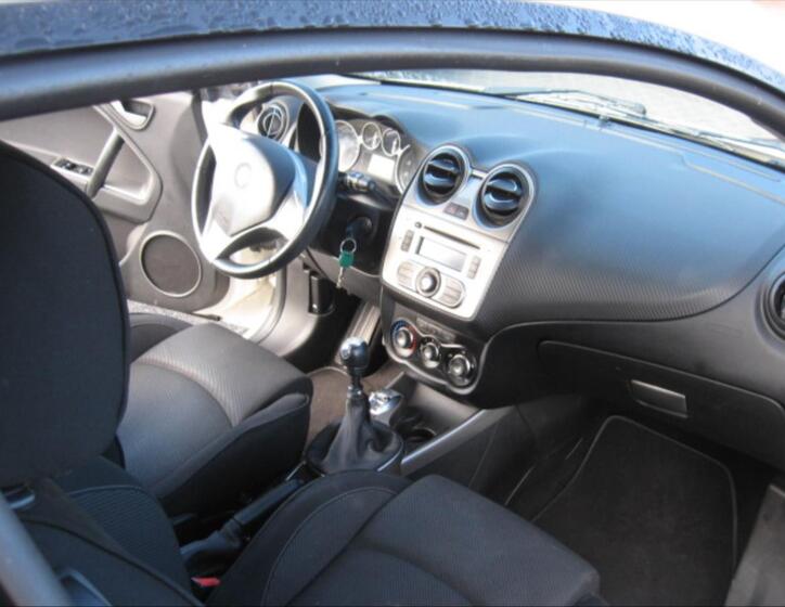 Alfa Romeo MiTo 9