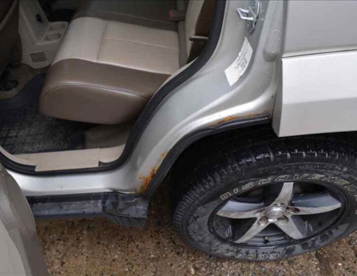 Jeep Cherokee 19