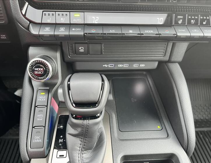 Toyota Land Cruiser 25