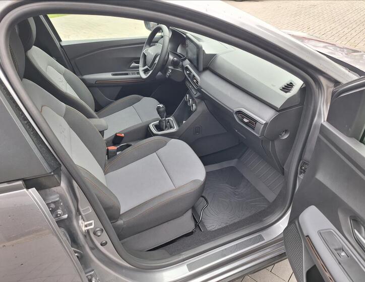 Dacia Sandero 13