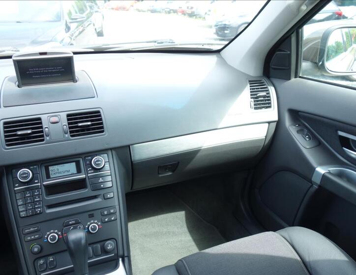 Volvo XC90 25