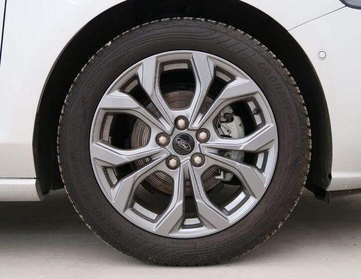Ford Focus 10