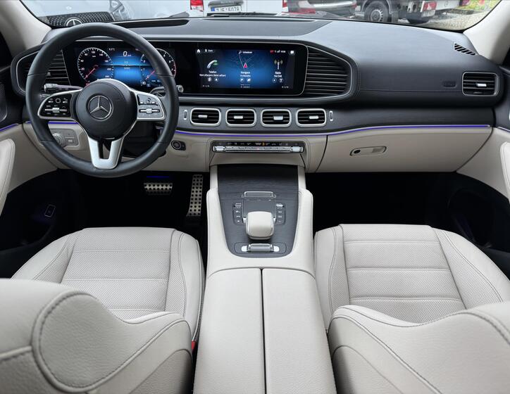Mercedes-Benz GLS 29