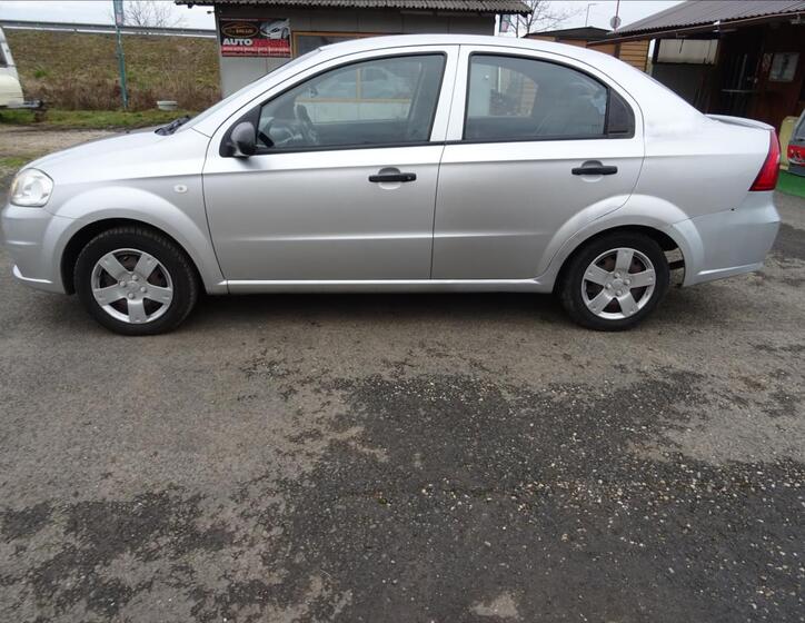 Chevrolet Aveo 6