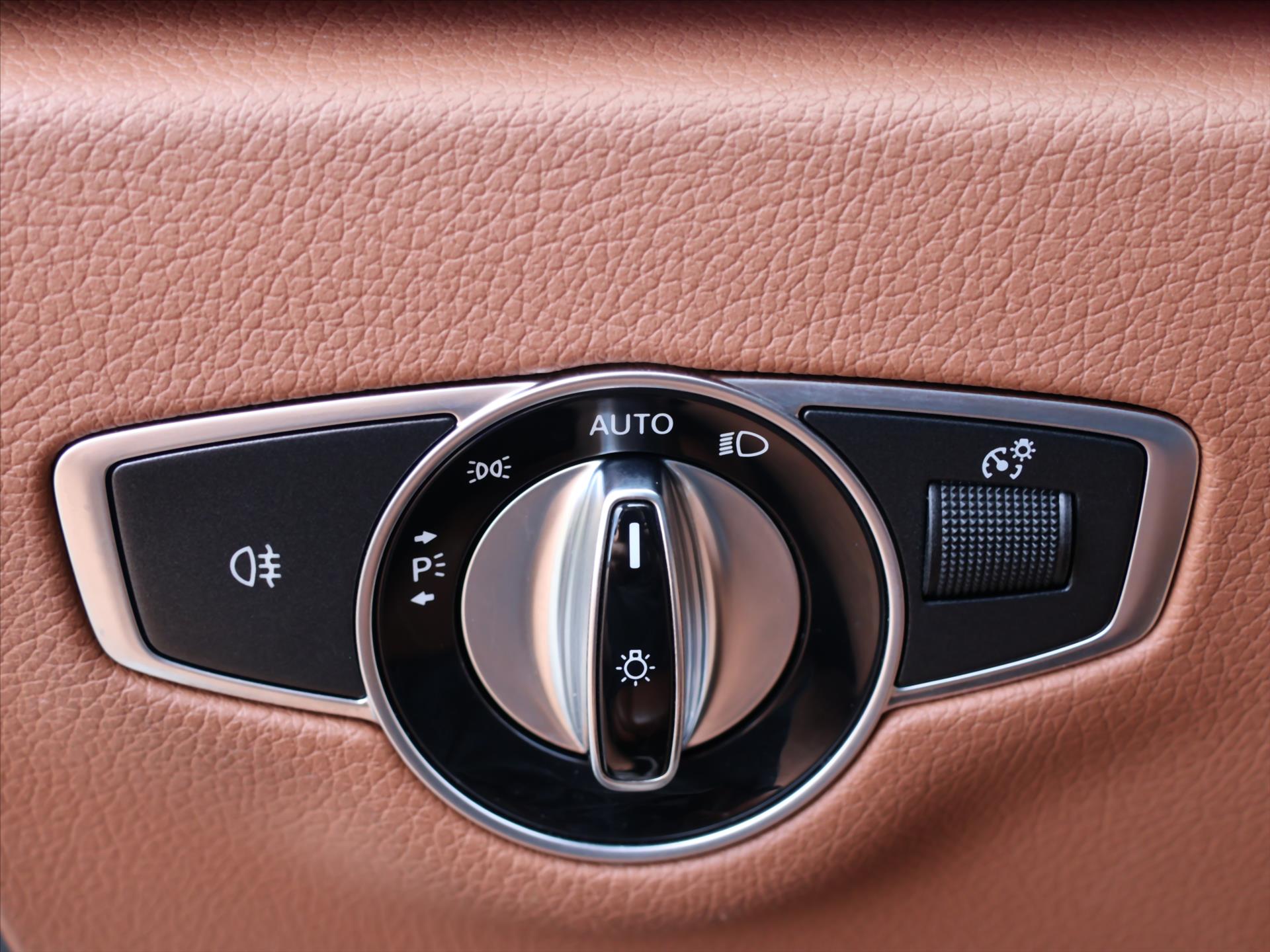 Mercedes-Benz Třídy E