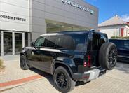 Land Rover Defender 6