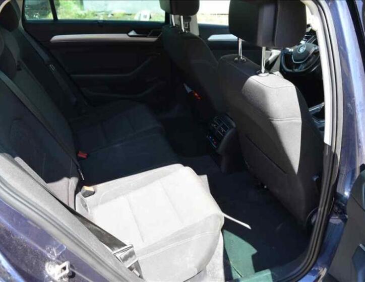 Volkswagen Passat 24