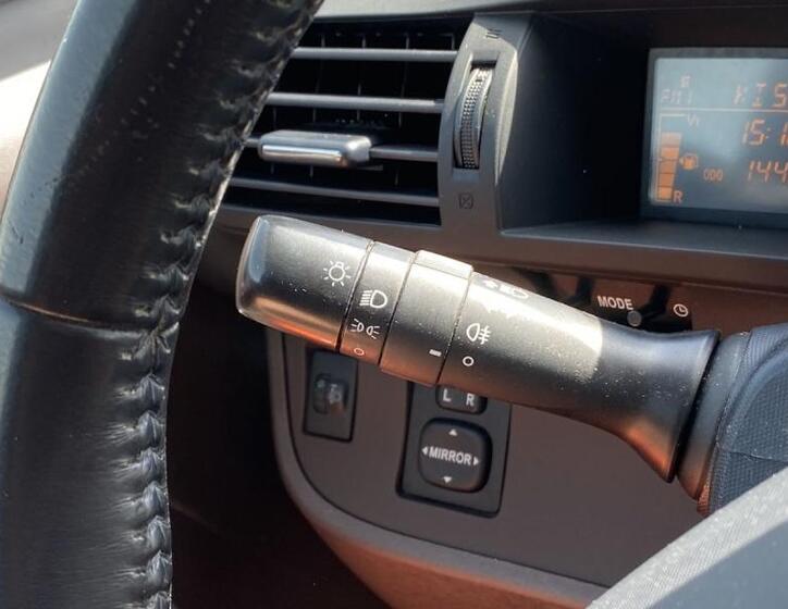 Toyota iQ 14
