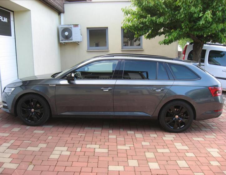 Škoda Superb 16