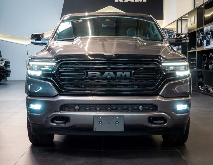 Dodge RAM 13