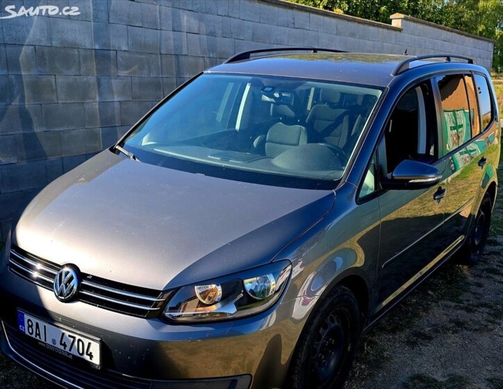 Volkswagen Touran 2