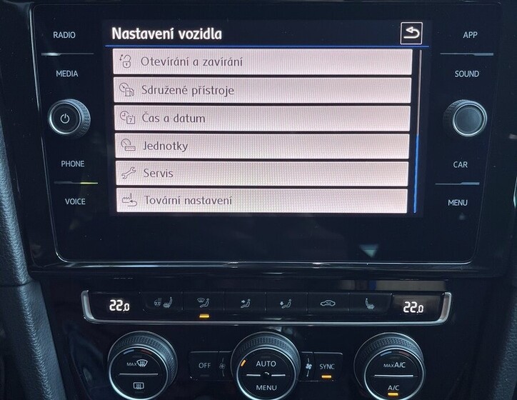 Volkswagen Golf 12