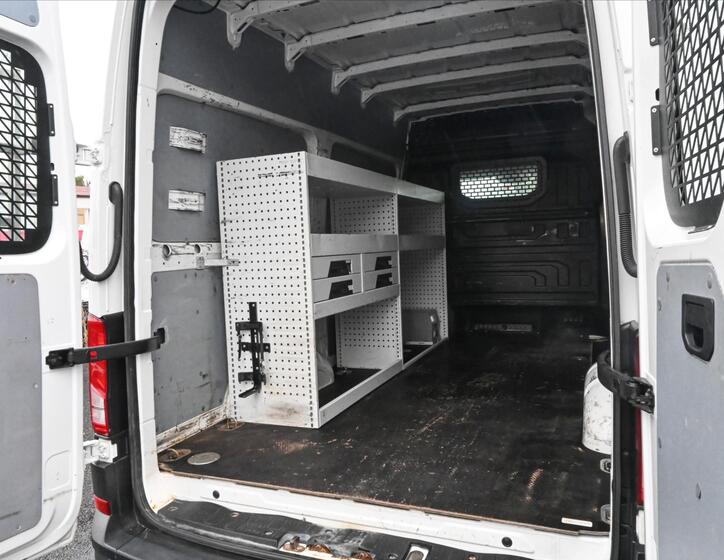 Volkswagen Crafter 24